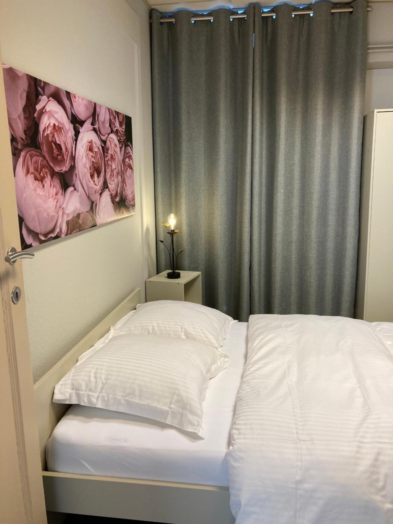 Gite D'Avalon Appartement 5 Dinant Bagian luar foto
